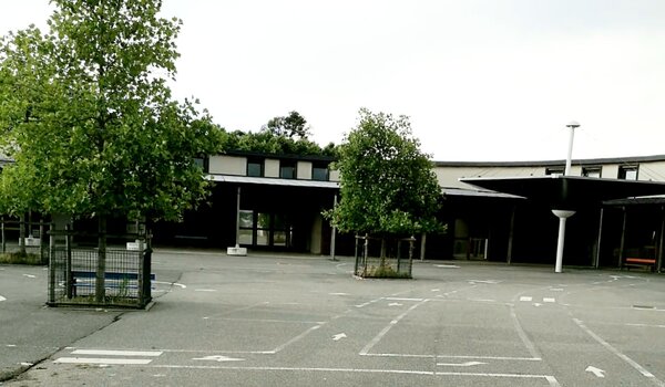 Photo de la cour de l'école maternelle